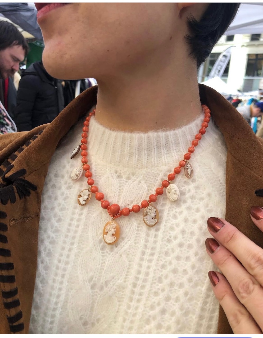 “Now I Feel That All My Family is With Me!” – a story of a unique cameo necklace.